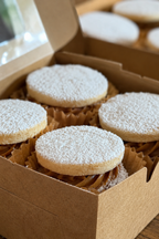 Alfajores de Harina y Maicena (Solo para Orlando, FL)
